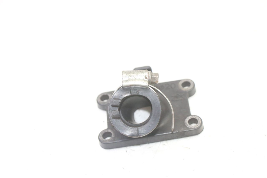 photo de COLLETTORE ASPIRAZIONE RIEJU MRT 50 (2018 - 2021) - Zoom sullo stato d'uso