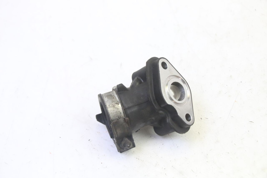 photo de COLLETTORE ASPIRAZIONE KYMCO LIKE 4T 50 (2019 - 2025) - Zoom sullo stato d'uso