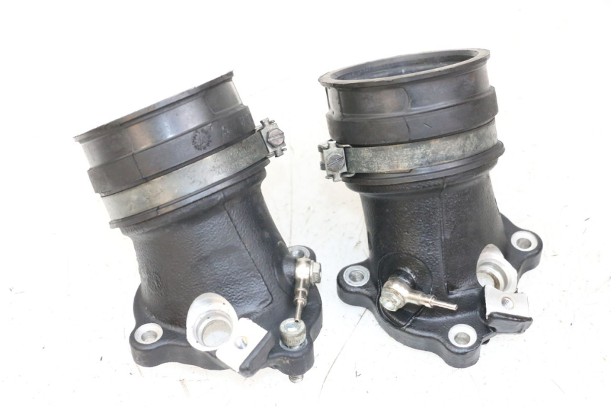 photo de COLLETTORE ASPIRAZIONE MOTO GUZZI NORGE 8V GT 1200 (2011 - 2016) - Vista principale