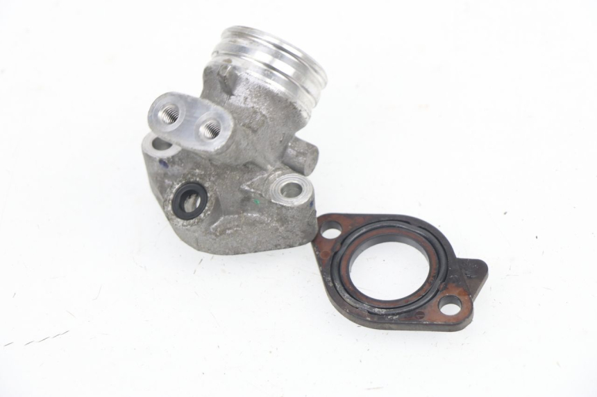 photo de COLLETTORE DI ASPIRAZIONE HONDA PCX (JF28) 125 (2009 - 2011) - Zoom sullo stato d'uso