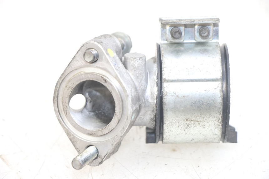 photo de COLLETTORE DI ASPIRAZIONE HONDA PCX (JF28) 125 (2009 - 2011) - Zoom sullo stato d'uso
