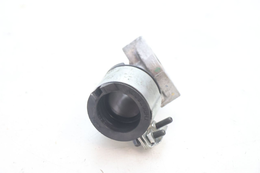 photo de COLLETTORE DI ASPIRAZIONE HONDA PCX (JF28) 125 (2009 - 2011) - Primo piano tecnico