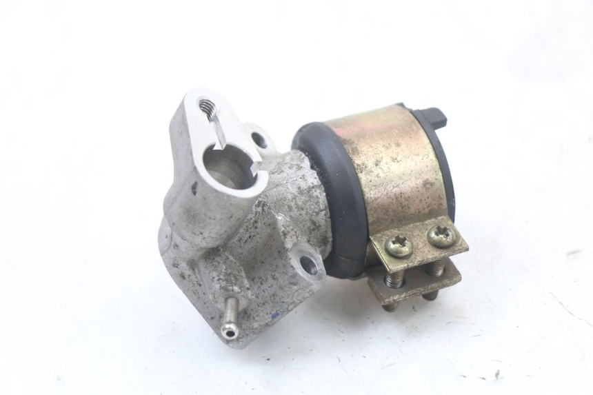 photo de COLLETTORE DI ASPIRAZIONE PEUGEOT BELVILLE 125 (2017 - 2021) - Dettaglio del componente