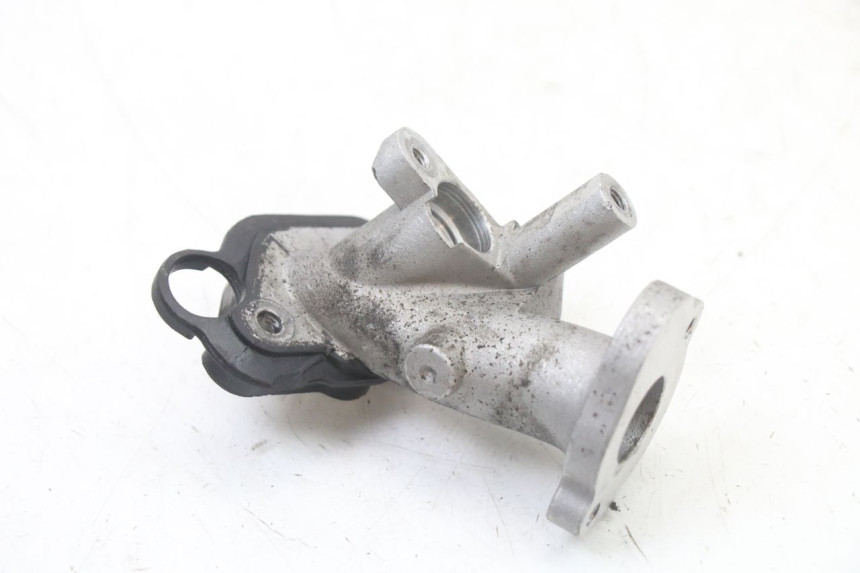 photo de COLLETTORE DI ASPIRAZIONE PEUGEOT KISBEE 4T 50 (2018 - 2022) - Zoom sullo stato d'uso