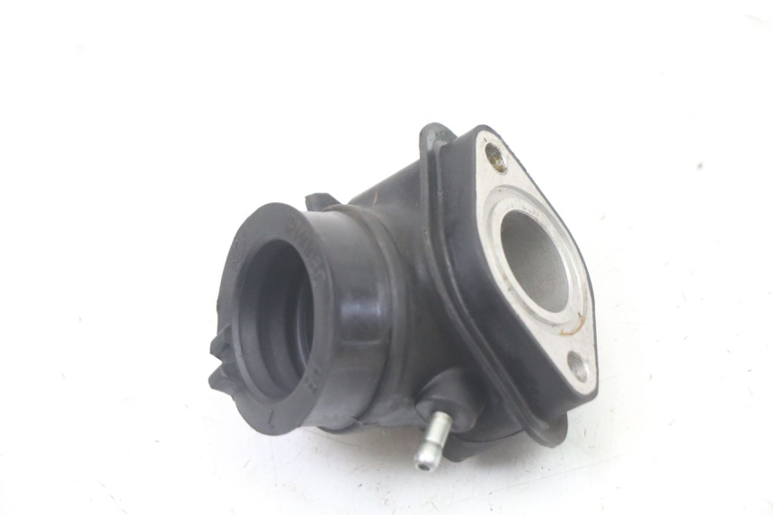 photo de COLLETTORE ASPIRAZIONE PEUGEOT VIVACITY 125 (2010 - 2017) - Altra angolazione