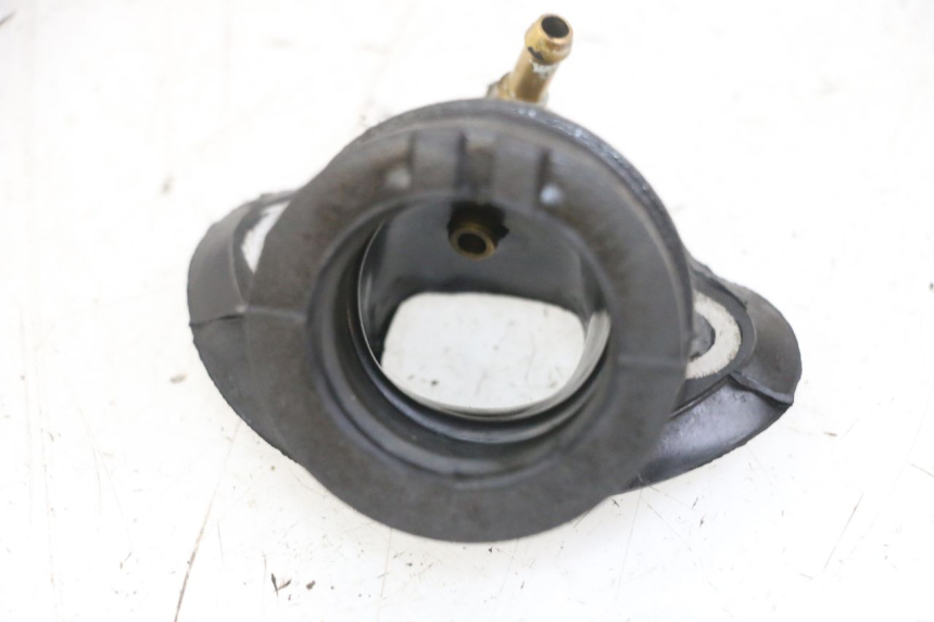 photo de COLLETTORE ASPIRAZIONE PIAGGIO VESPA LX 150 (2005 - 2013) - Zoom sullo stato d'uso