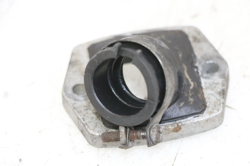 photo de COLLETTORE ASPIRAZIONE PIAGGIO VESPA S 2T 50 (2007 - 2014) - Zoom sullo stato d'uso