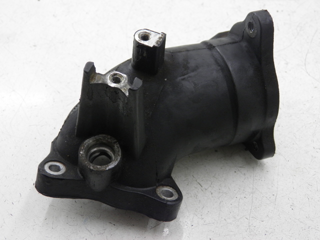 photo de Collettore di aspirazione PIAGGIO XEVO 400 (2007) - Zoom sullo stato d'uso