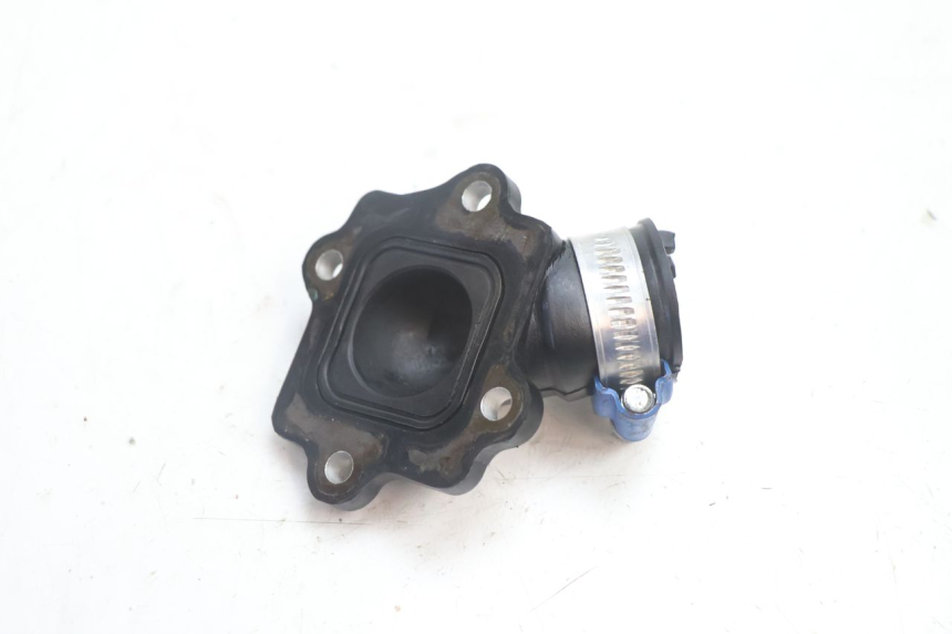 photo de COLLETTORE DI ASPIRAZIONE KEEWAY RY6 2T 50 (2011 - 2019) - Altra angolazione