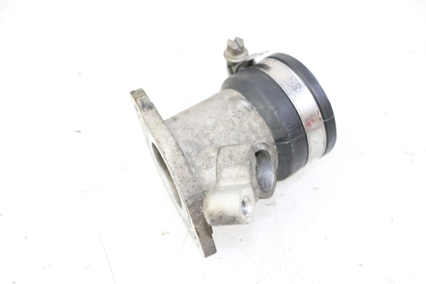 photo de COLLETTORE DI ASPIRAZIONE PEUGEOT SATELIS 125 (2010 - 2012) - Zoom sullo stato d'uso