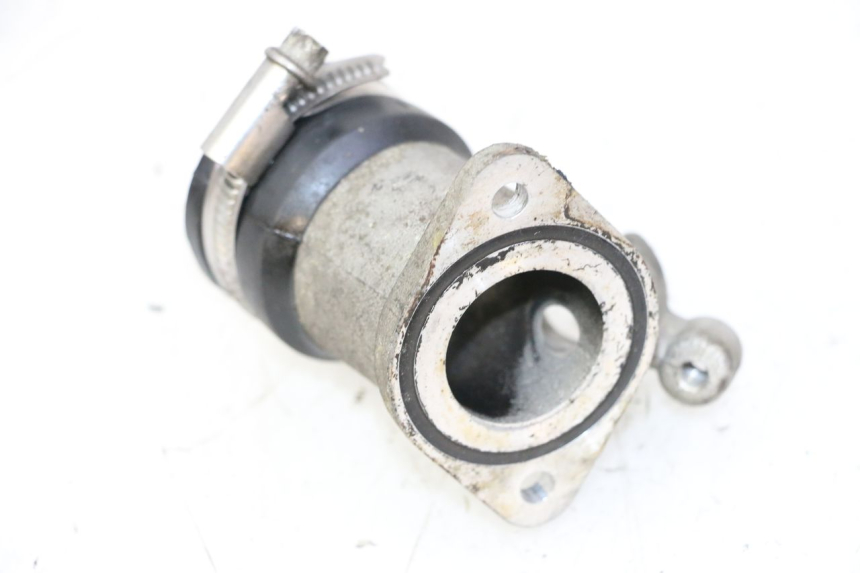 photo de COLLETTORE DI ASPIRAZIONE PEUGEOT SATELIS 125 (2010 - 2012) - Altra angolazione