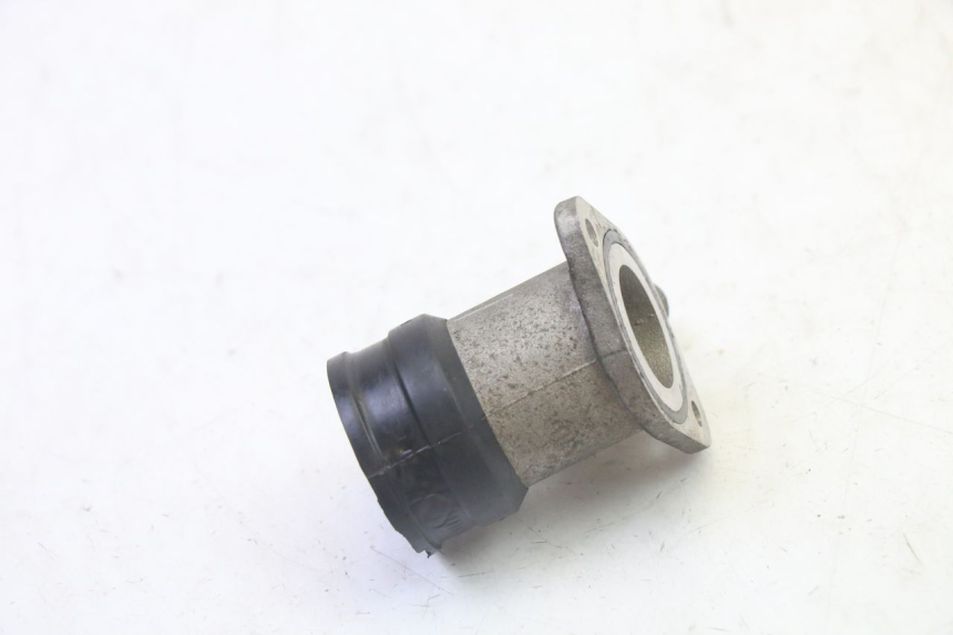 photo de COLLETTORE ASPIRAZIONE PEUGEOT SATELIS 125 (2013 - 2018) - Primo piano tecnico