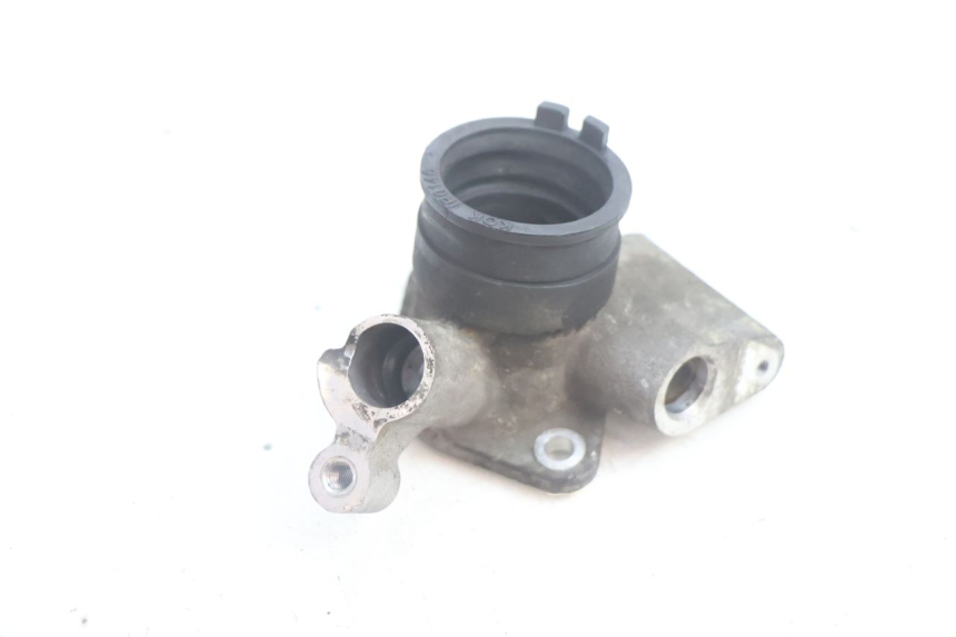 photo de COLLETTORE DI ASPIRAZIONE PEUGEOT SATELIS 125 (2006 - 2009) - Dettaglio del componente