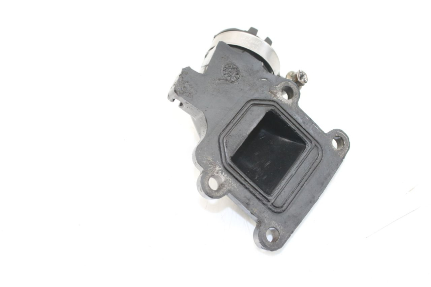 photo de TUBO DI ASPIRAZIONE YAMAHA SLIDER NAKED 50 (2004 - 2018) - Dettaglio del componente