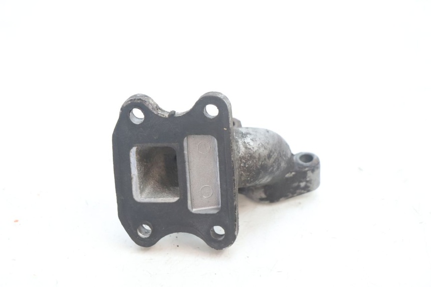 photo de COLLETTORE ASPIRAZIONE PEUGEOT SPEEDFIGHT 2 AC 50 (2000 - 2009) - Altra angolazione