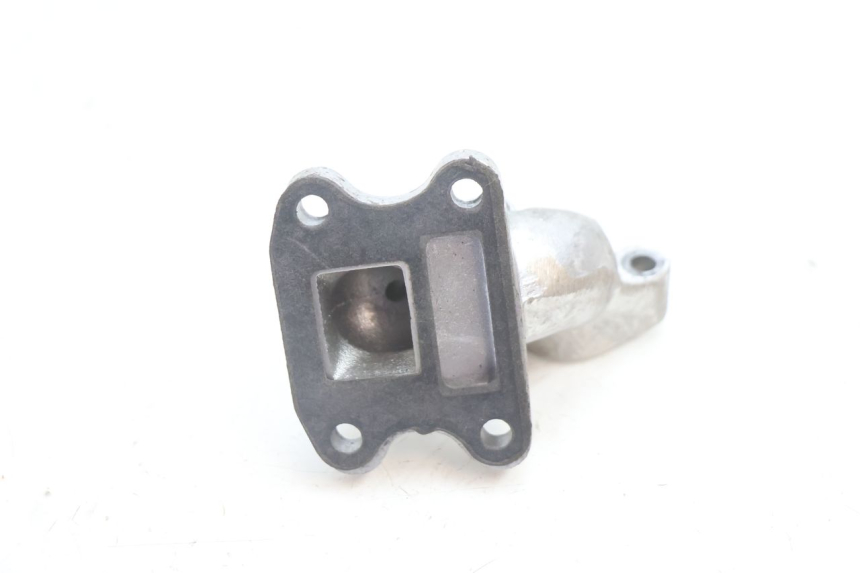 photo de COLLETTORE DI ASPIRAZIONE PEUGEOT SPEEDFIGHT LC 50 (1996 - 2002) - Altra angolazione