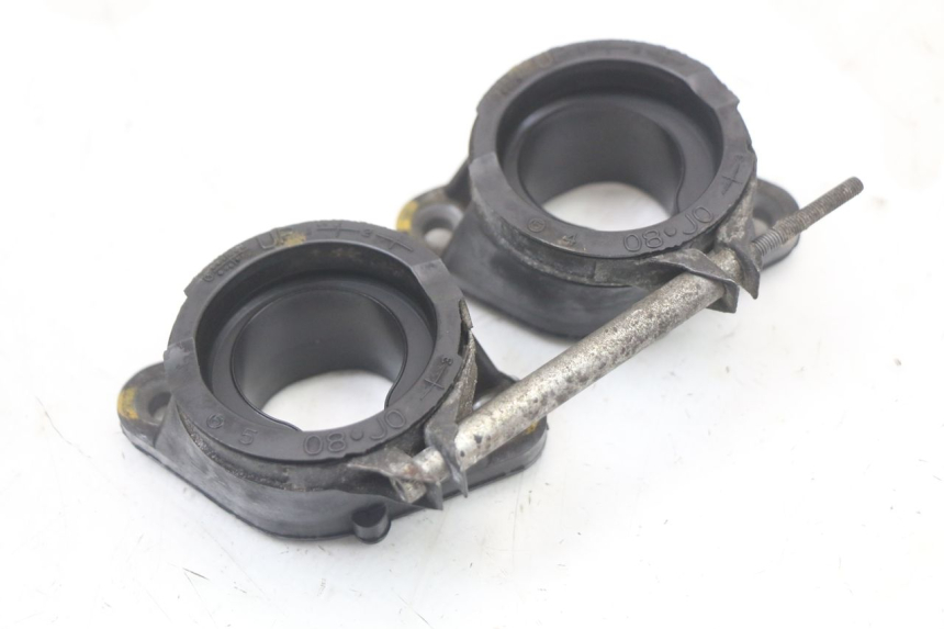 photo de Collettore di aspirazione SUZUKI GSR 750 (2011 - 2017) - Primo piano tecnico