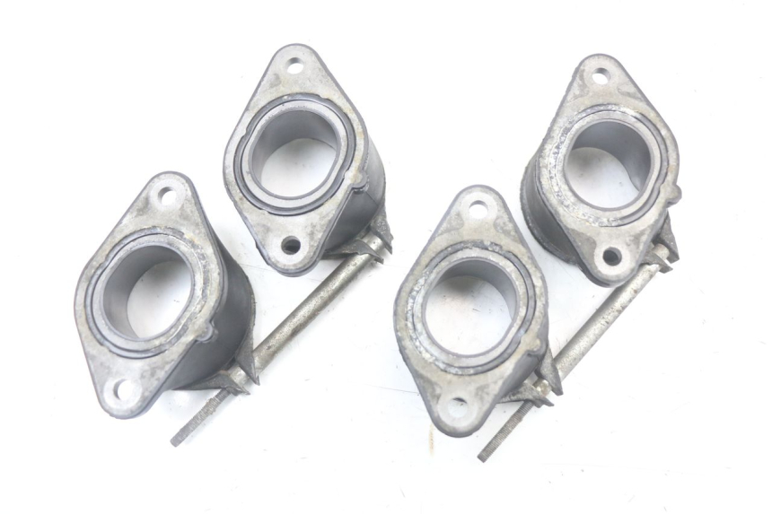 photo de Collettore di aspirazione SUZUKI GSR 750 (2011 - 2017) - Dettagli dei punti di fissaggio