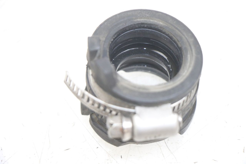 photo de COLLETTORE DI ASPIRAZIONE APRILIA SXR 50 (2021 - 2023) - Zoom sullo stato d'uso