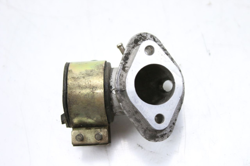 photo de COLLETTORE DI ASPIRAZIONE PEUGEOT TWEET 125 (2010 - 2017) - Altra angolazione