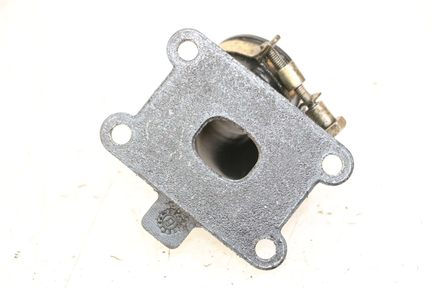 photo de COLLETTORE ASPIRAZIONE YAMAHA TZR 50 (2008 - 2016) - Dettaglio del componente