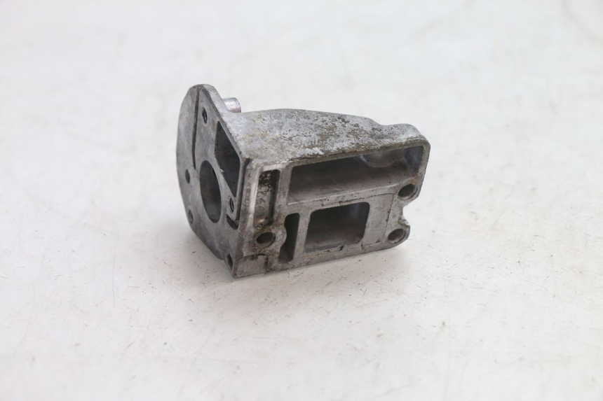 photo de COLLETTORE ASPIRAZIONE PIAGGIO VESPA PK FL 2T 50 (1990 - 1996) - Altra angolazione