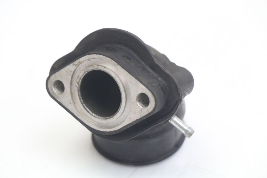 photo de COLLETTORE ASPIRAZIONE PEUGEOT VIVACITY 125 (2010 - 2017) - Altra angolazione