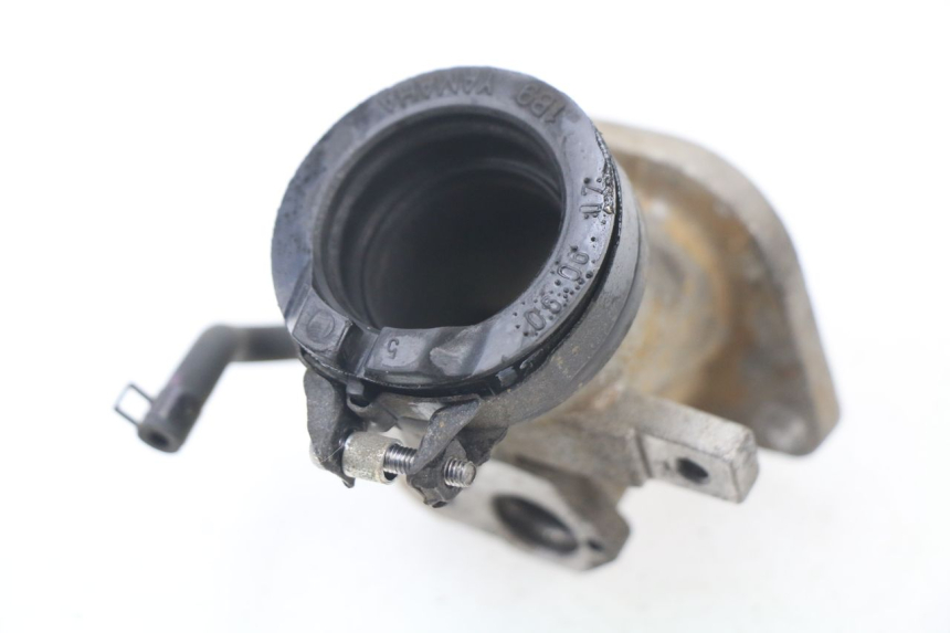 photo de COLLETTORE DI ASPIRAZIONE YAMAHA XMAX X-MAX 125 (2006 - 2009) - Dettaglio del componente
