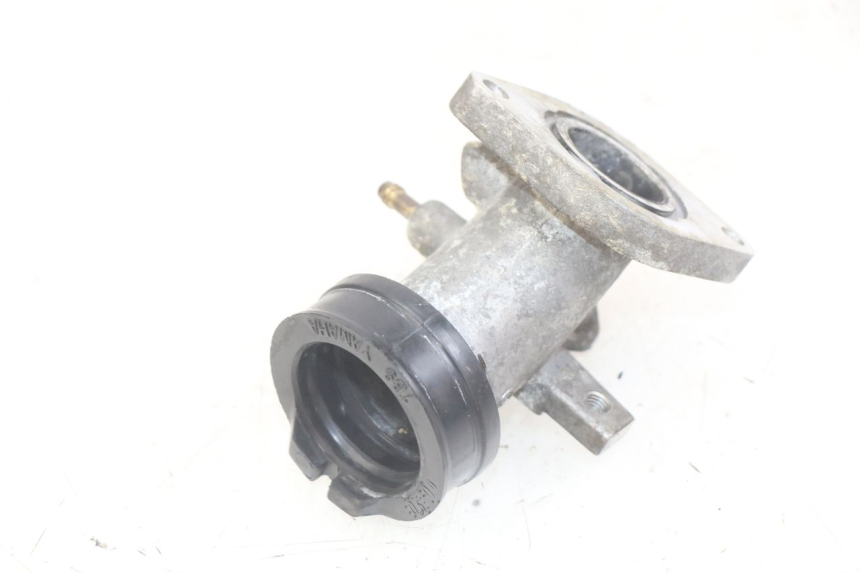 photo de COLLETTORE DI ASPIRAZIONE YAMAHA XMAX X-MAX 125 (2006 - 2009) - Altra angolazione