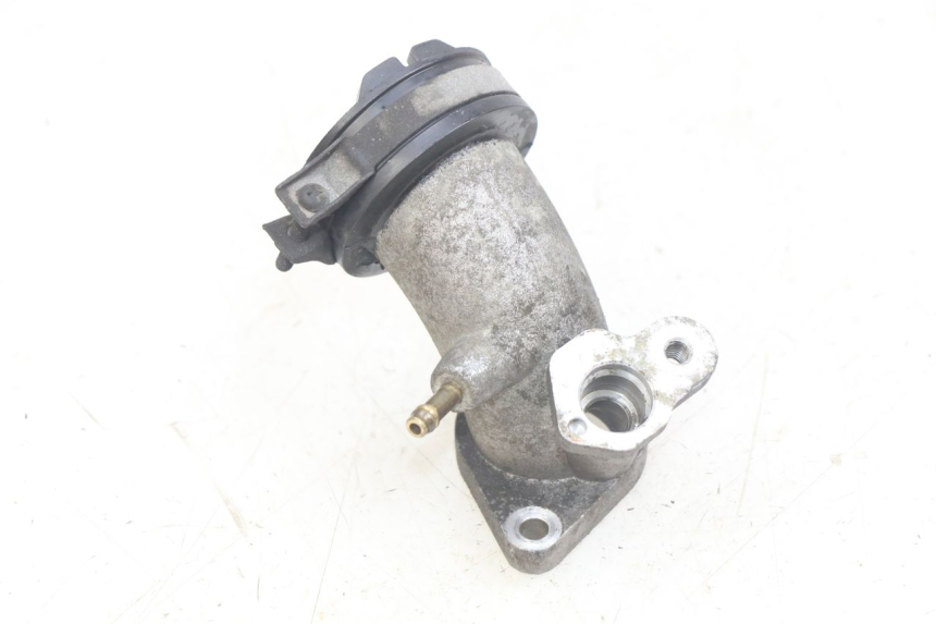 photo de COLLETTORE DI ASPIRAZIONE YAMAHA X-MAX XMAX 250 (2006 - 2009) - Zoom sullo stato d'uso