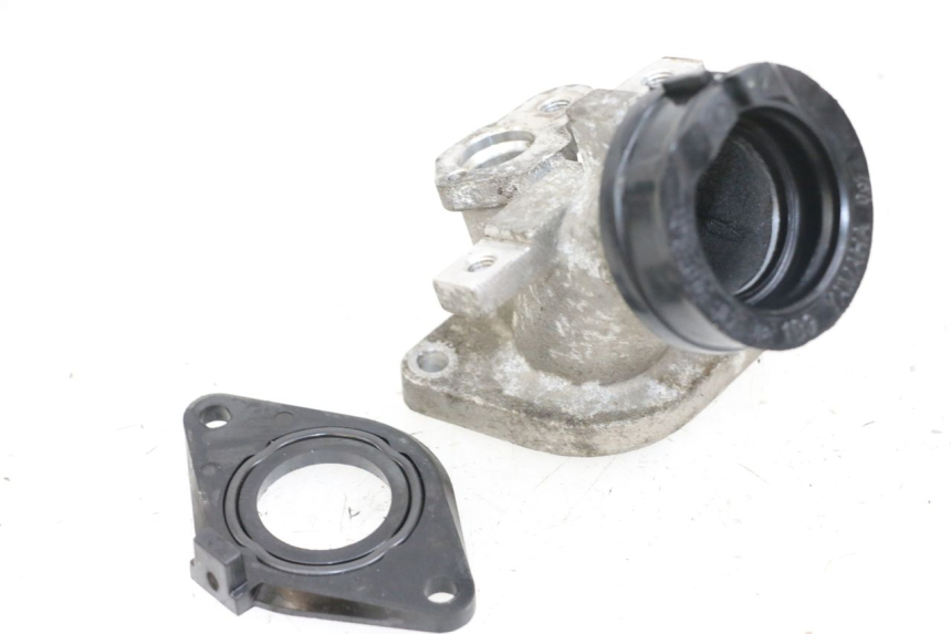 photo de COLLETTORE ASPIRAZIONE YAMAHA X-MAX XMAX 125 (2010 - 2013) - Vista principale