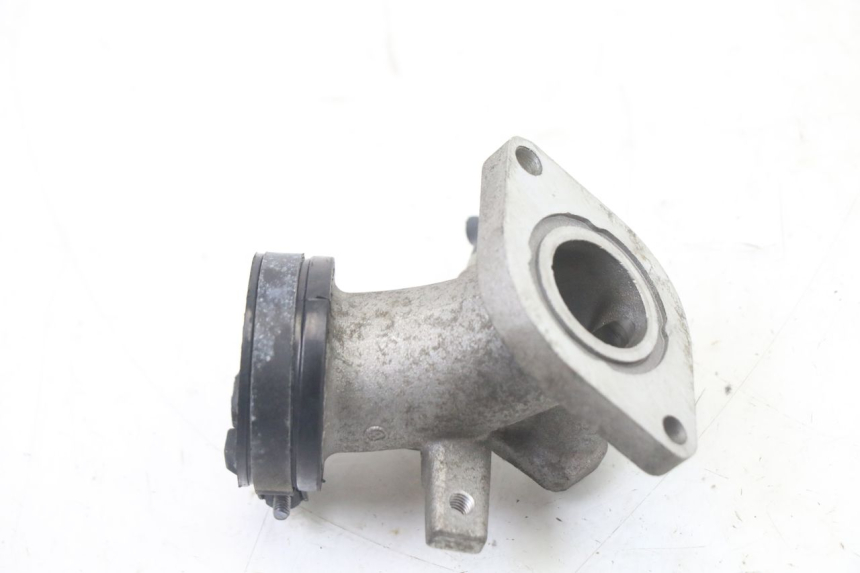 photo de COLLETTORE ASPIRAZIONE YAMAHA X-MAX XMAX 125 (2010 - 2013) - Altra angolazione