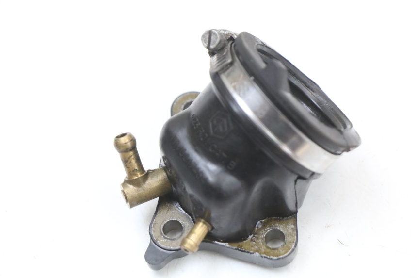 photo de COLLETTORE ASPIRAZIONE PIAGGIO X9 125 (2000 - 2003) - Zoom sullo stato d'uso