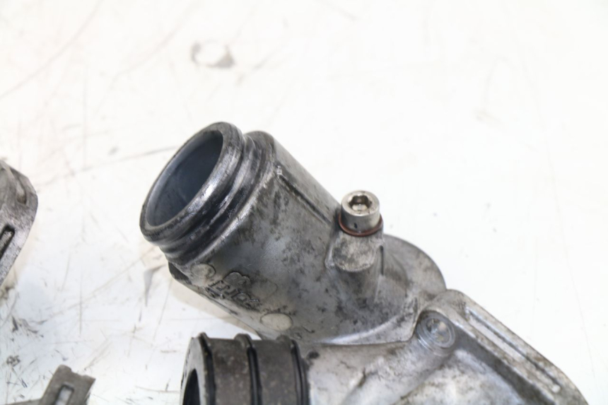 photo de Collettore di aspirazione YAMAHA XJS DIVERSION 600 (1997 - 1999) - Marcature e riferimenti originali