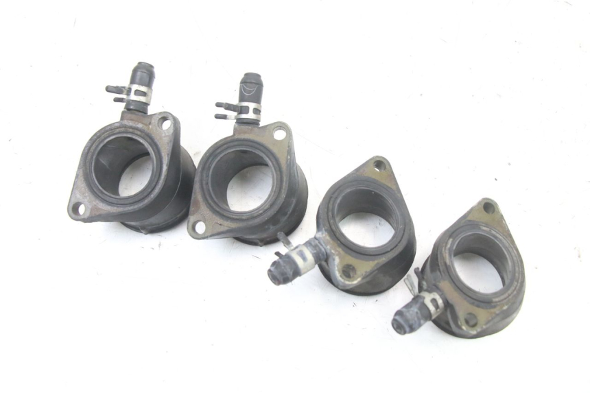 photo de COLLETTORE DI ASPIRAZIONE YAMAHA FZS FAZER 600 (2001 - 2003) - Primo piano tecnico