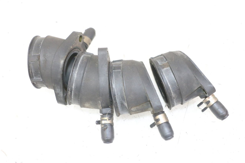 photo de COLLETTORE DI ASPIRAZIONE YAMAHA FZS FAZER 600 (2001 - 2003) - Zoom sullo stato d'uso