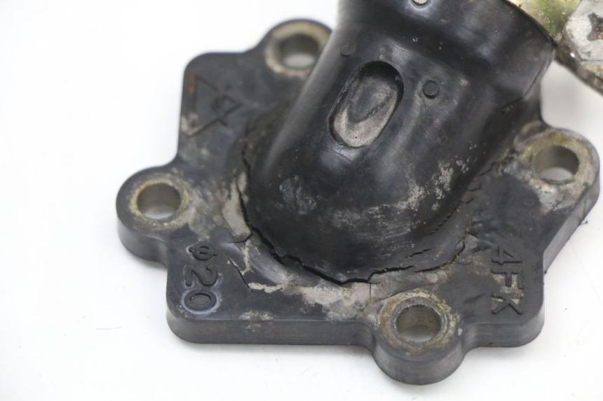 photo de COLLETTORE ASPIRAZIONE YAMAHA YE ZEST 50 (1992 - 1998) - Altra angolazione