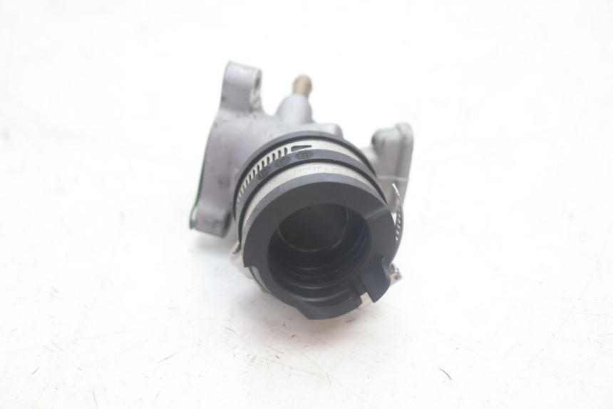 photo de COLLETTORE ASPIRAZIONE PIAGGIO ZIP IGET 4T 50 (2021 - 2023) - Vista d'insieme del prodotto