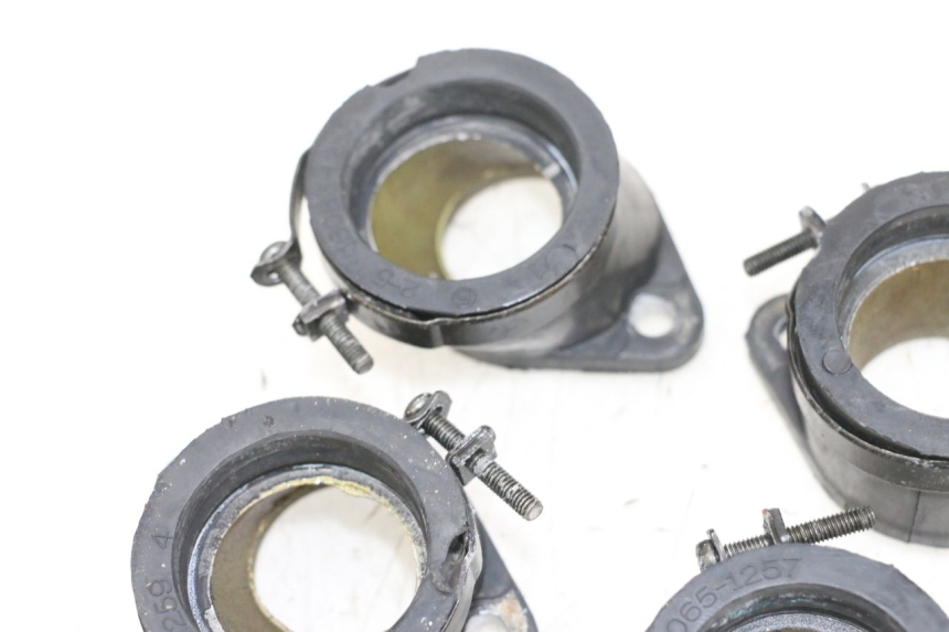 photo de COLLETTORE ASPIRAZIONE KAWASAKI ZR 7 750 (1999 - 2004) - Vista d'insieme del prodotto