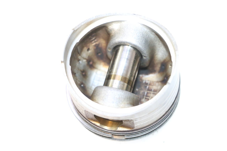 photo de PISTONE  HONDA SCV LEAD 100 (2003 - 2007) - Dettaglio del componente