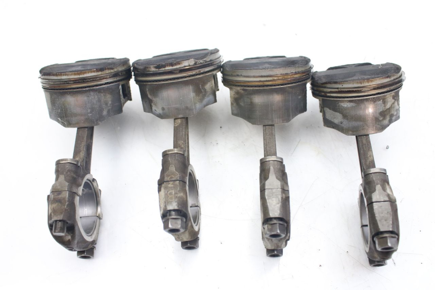 photo de PISTONE HONDA VFR FI RC46 800 (1998 - 2001) - Dettaglio del componente