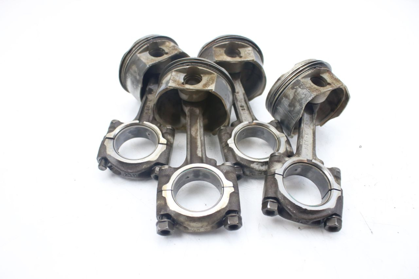 photo de PISTONE HONDA VFR FI RC46 800 (1998 - 2001) - Zoom sullo stato d'uso