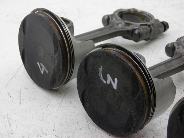 photo de Pistone YAMAHA FJR 1300 (2004 - 2005) - Altra vista dell'articolo