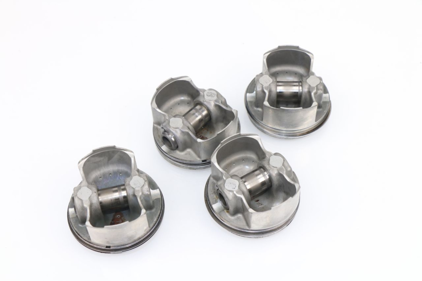 photo de Pistone YAMAHA YZF R6 600 (1999 - 2001) - Dettaglio del componente