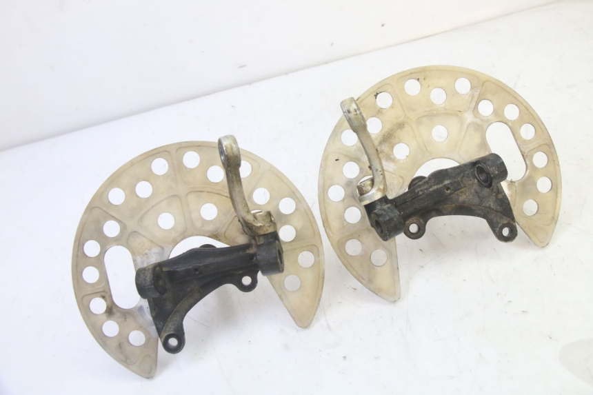 photo de PERNO FUSO A SNODO YAMAHA YFM R RAPTOR 250 (2008 - 2014) - Dettagli dei punti di fissaggio