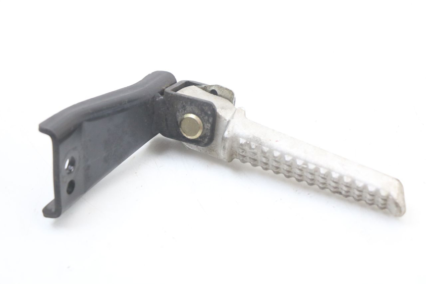 photo de PIASTRA PEDANA POSTERIORE DESTRA DAELIM A-FOUR 2T 50 (2005 - 2012) - Dettaglio del componente