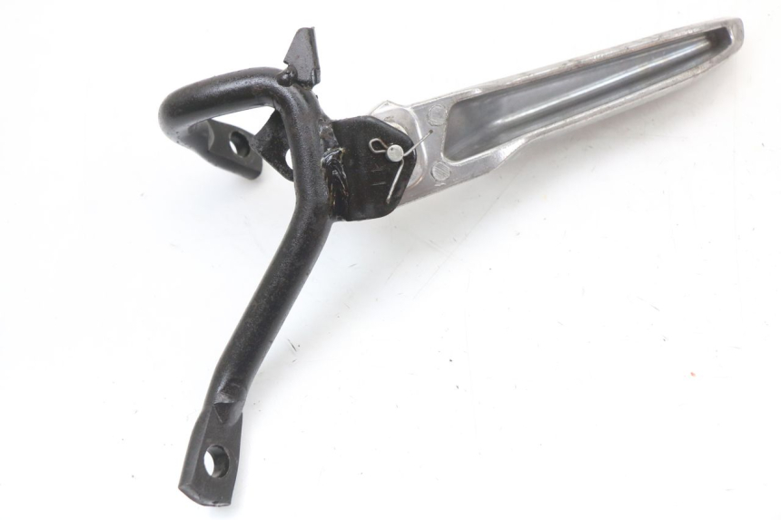 photo de PIASTRA PEDANA POSTERIORE DESTRA JONWAY AZTRAL 125 (2008 - 2017) - Primo piano tecnico