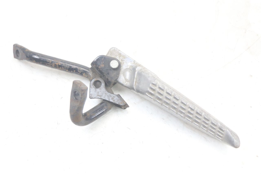 photo de PIASTRA PEDANA POSTERIORE DESTRA JONWAY AZTRAL 125 (2008 - 2017) - Primo piano tecnico