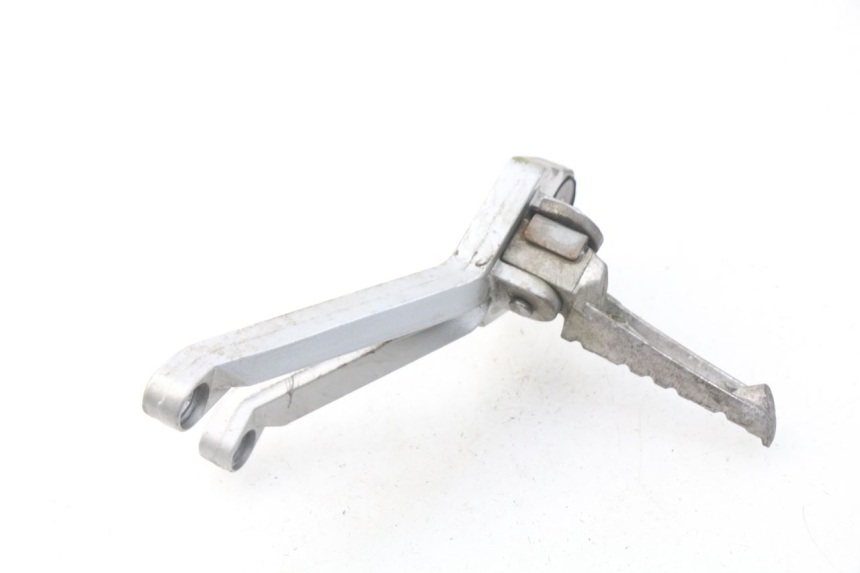 photo de PIASTRA PEDANA POSTERIORE DESTRA HYOSUNG COMET GTR 125 (2007 - 2014) - Altra angolazione