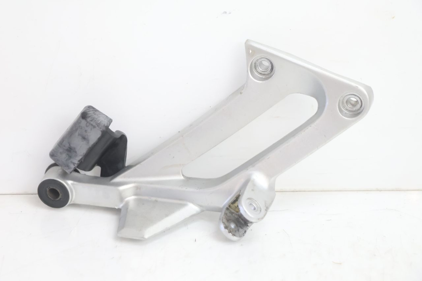 photo de PEDANA POSTERIORE DESTRA SUPPORTO YAMAHA FJR 1300 (2001 - 2005) - Vista principale